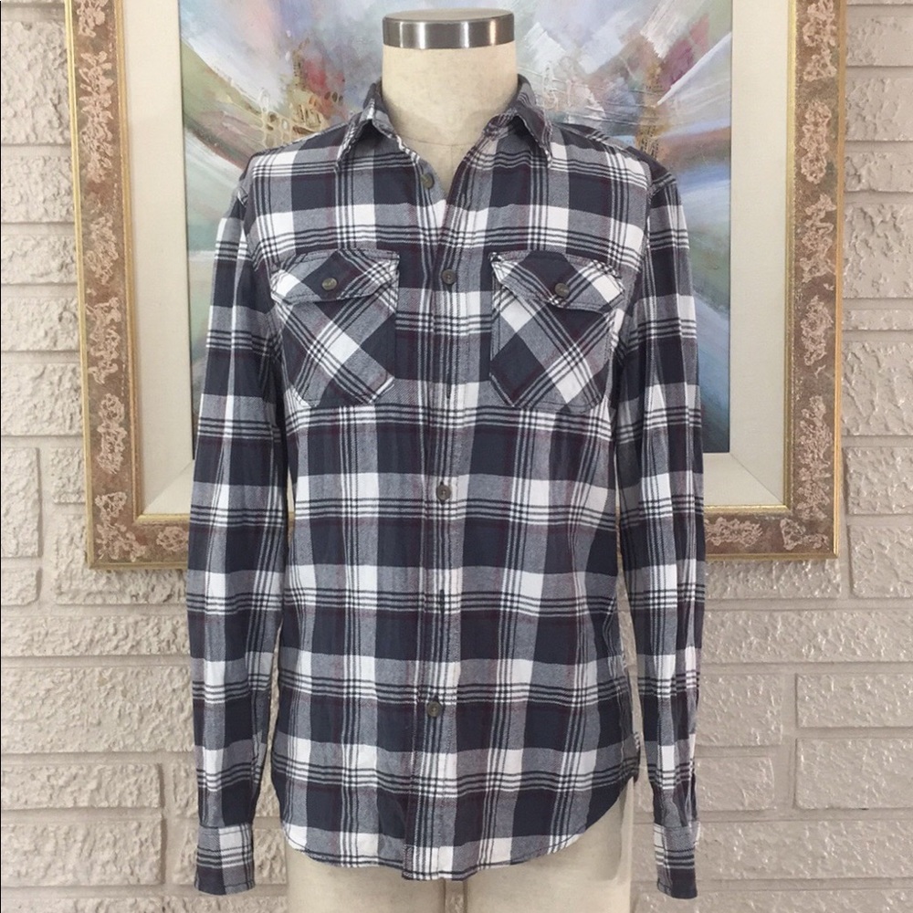 🌹Eddie Bauer Plaid Long Sleeve Button Down Shirt
